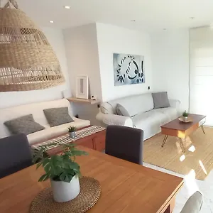Appartement Bright Near The And Barcelona By Train, El Masnou